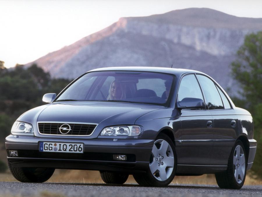  Opel Omega 1999 года  (фото 26 из 30)